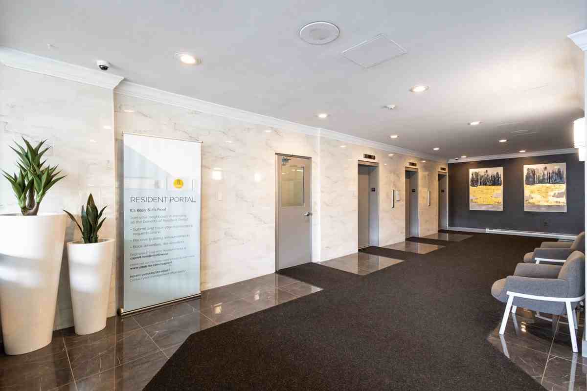 Somerset Place Apartments - Photo 4 of 50