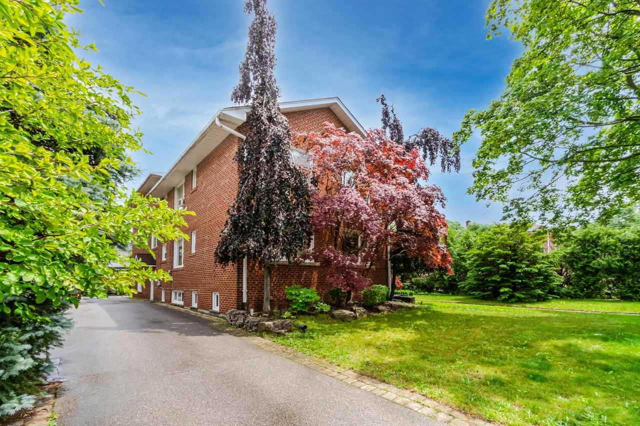 115 Stephen Drive - Photo 3 of 13