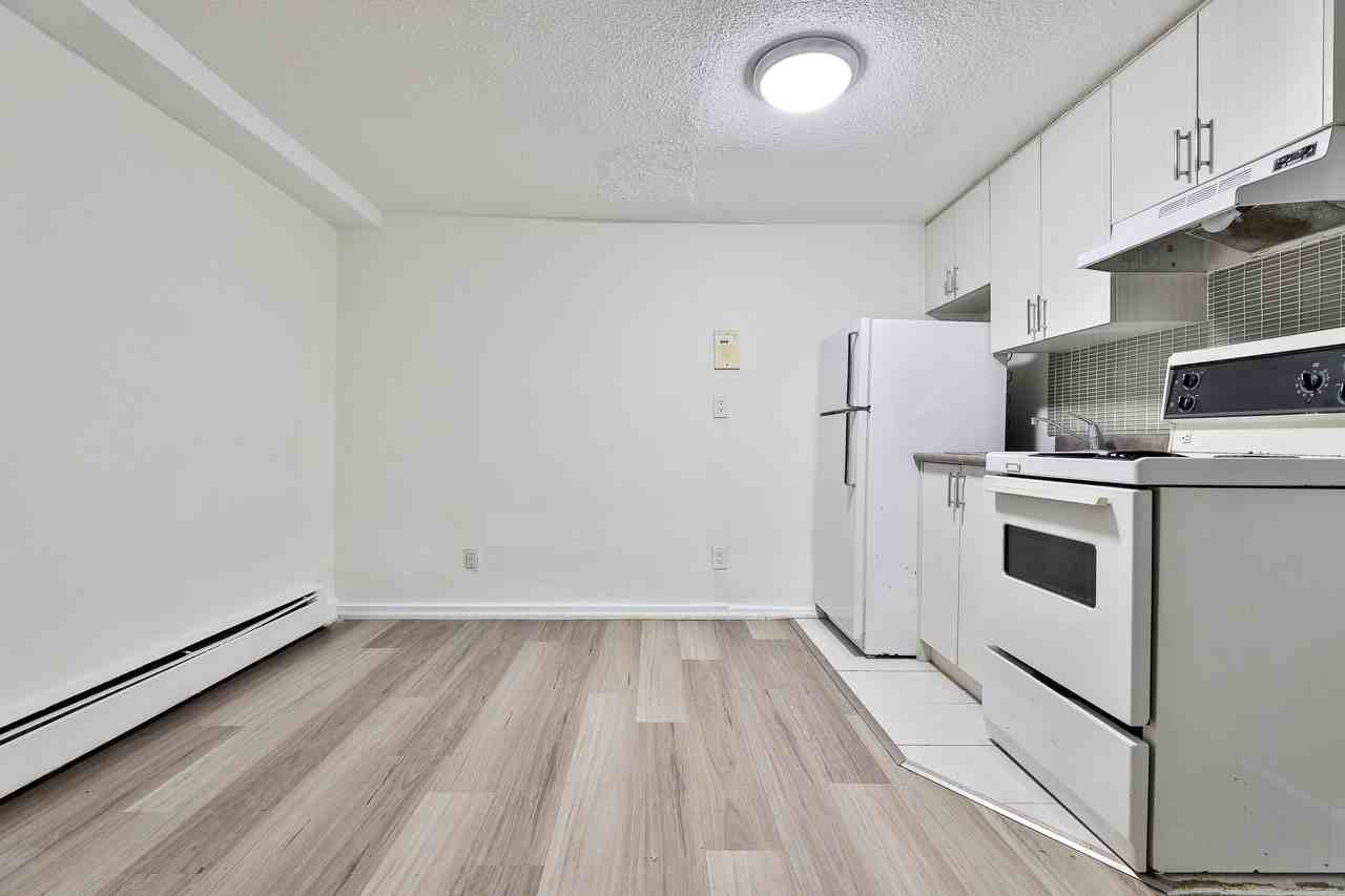 5-7 Thorburn Avenue - Photo 7 of 37