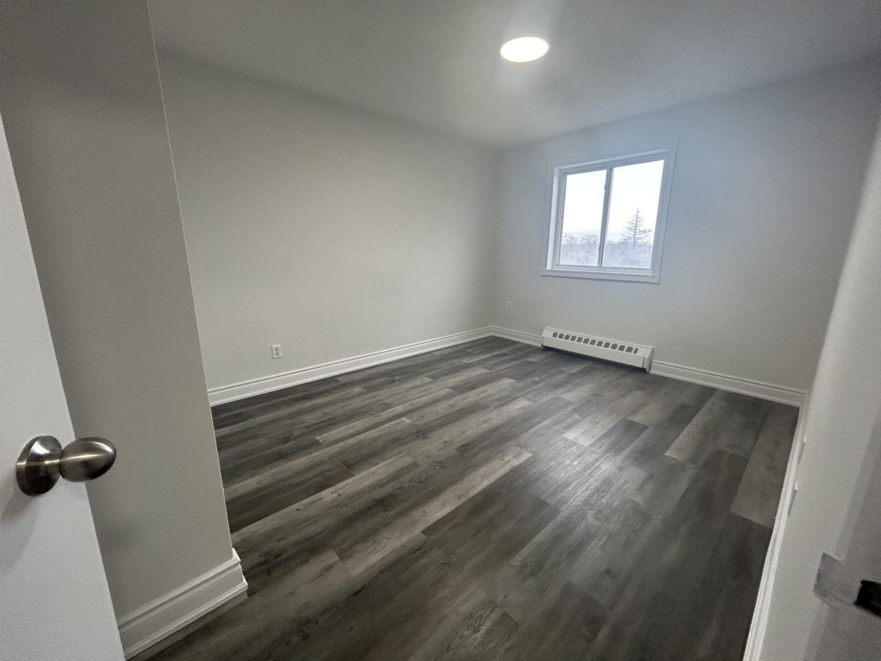 Mayfair Apartments - Photo 5 of 15