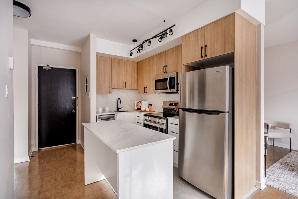 330 Metcalfe - Photo 2 of 50