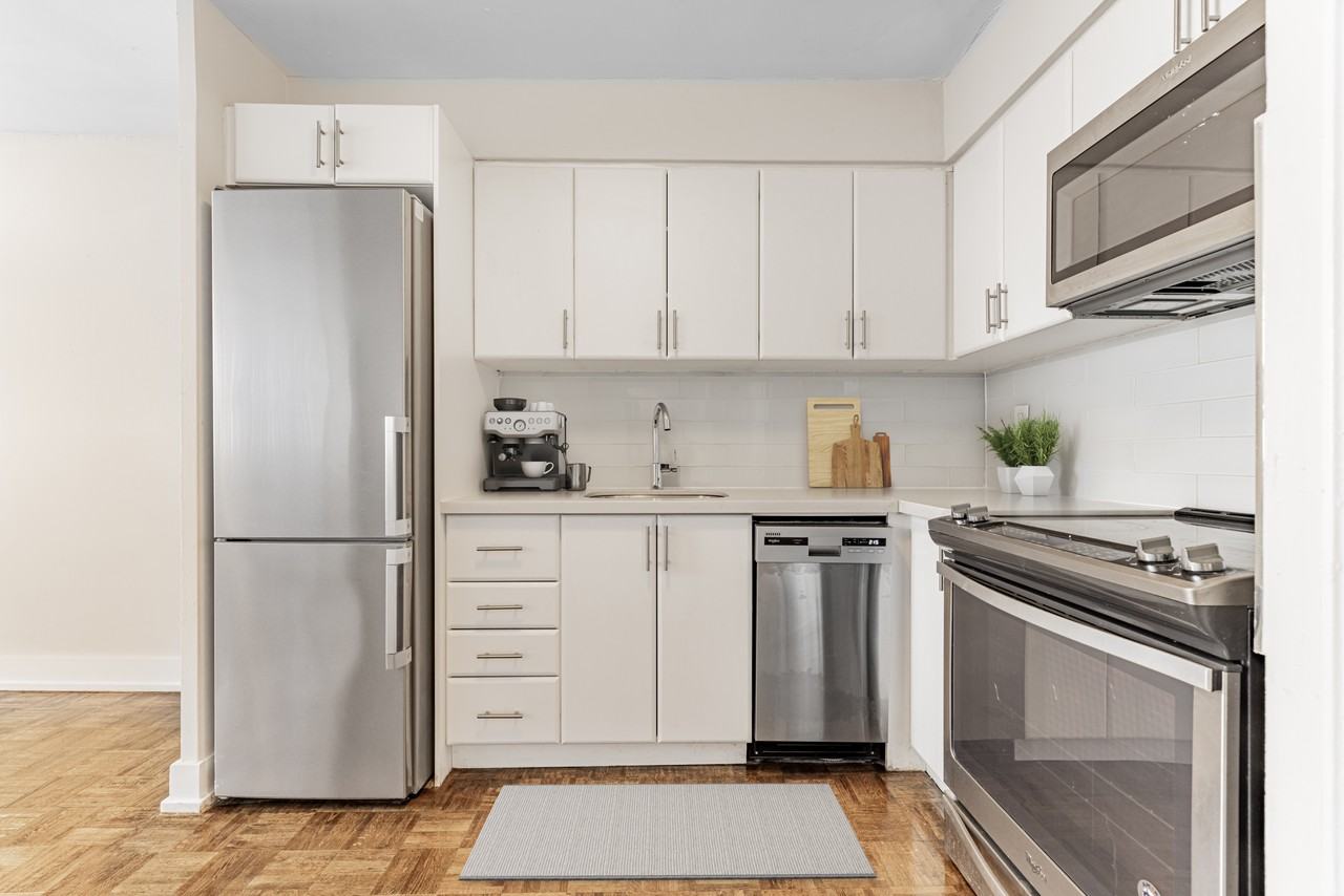 1154 Wilson Avenue - Photo 3 of 13