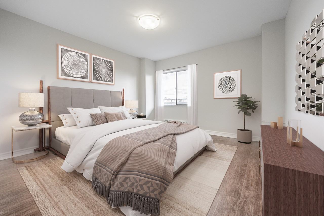 940 Commissioners Road East - Photo 4 of 11