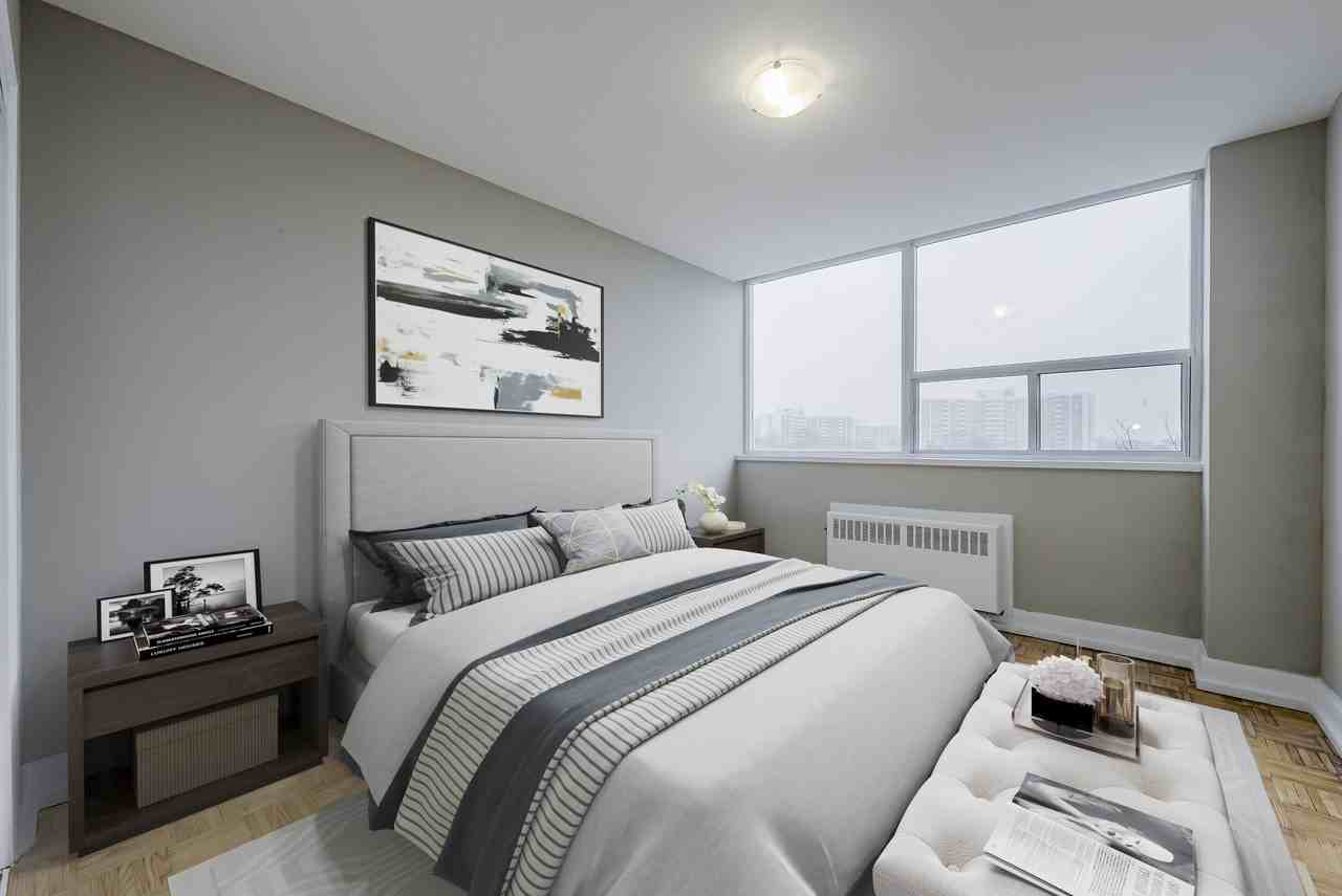 1 Deauville Lane - Photo 4 of 7