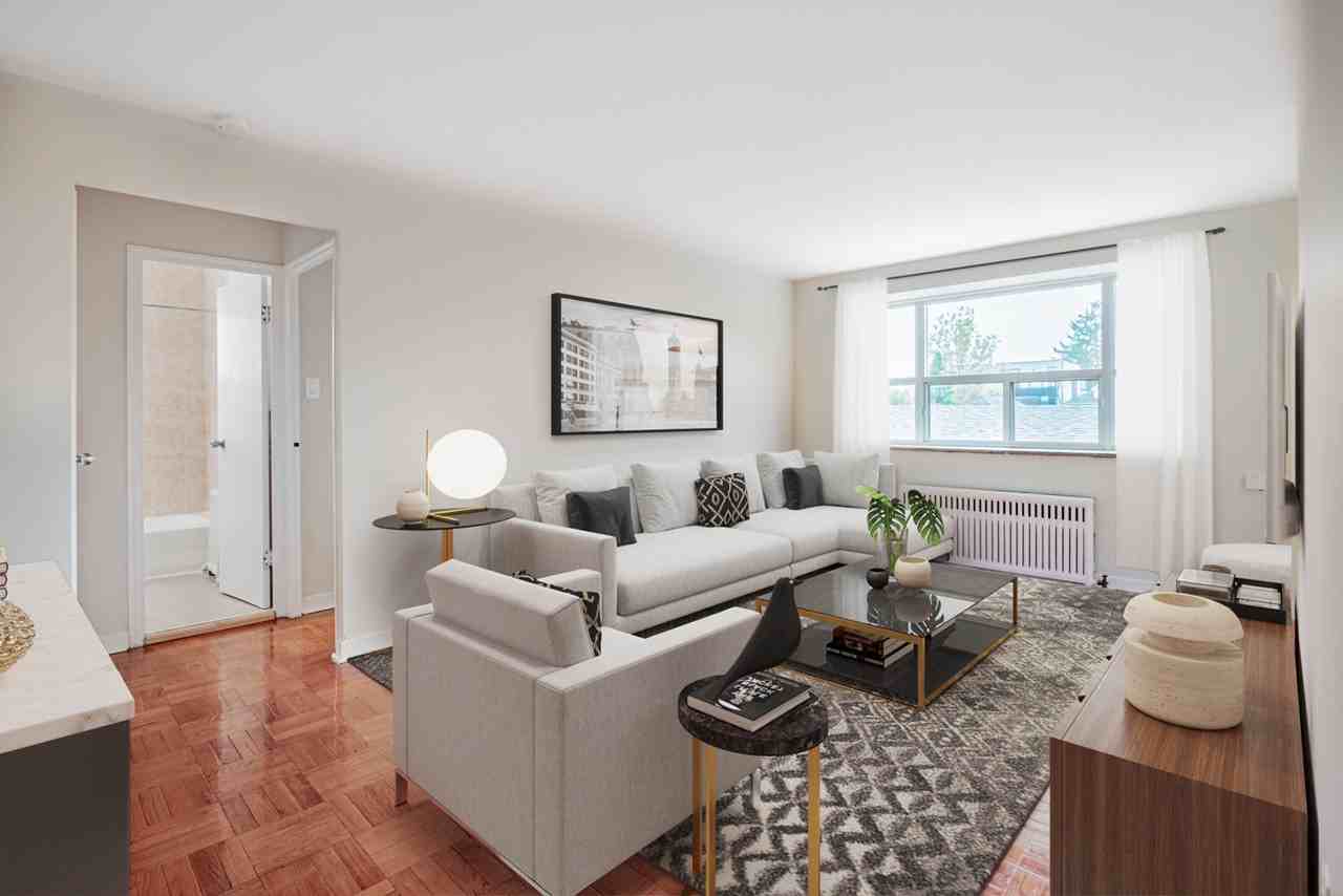 2005 Eglinton Avenue West - Photo 2 of 12