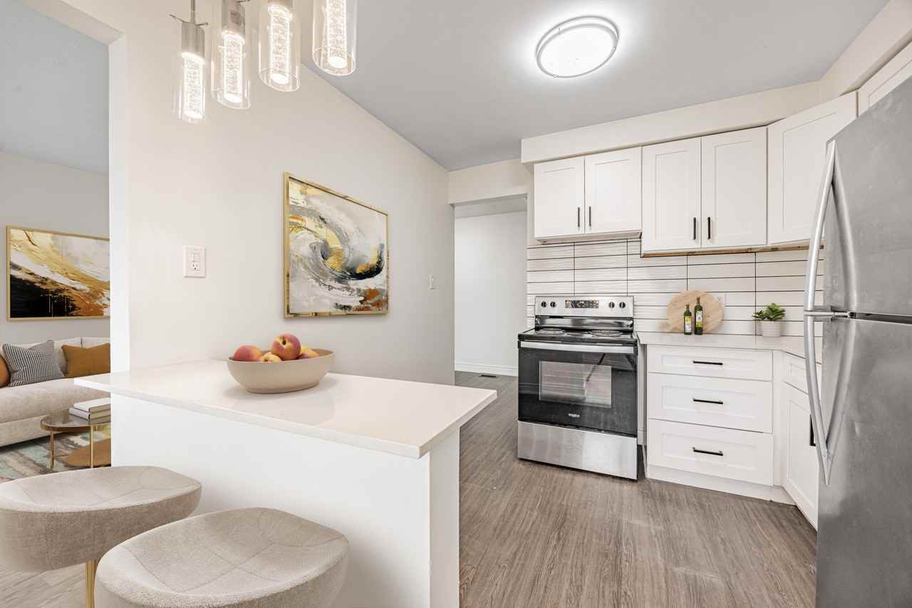 145 Elinor Avenue - Photo 7 of 10