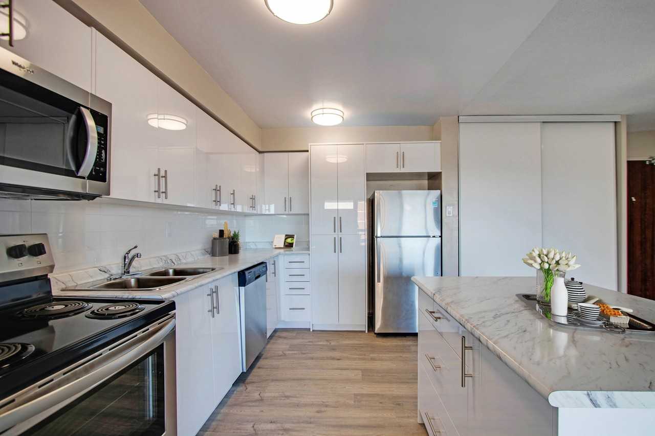 10 Bridletowne Circle 20, 30, 40 & 50 Aurora Court - Photo 5 of 18