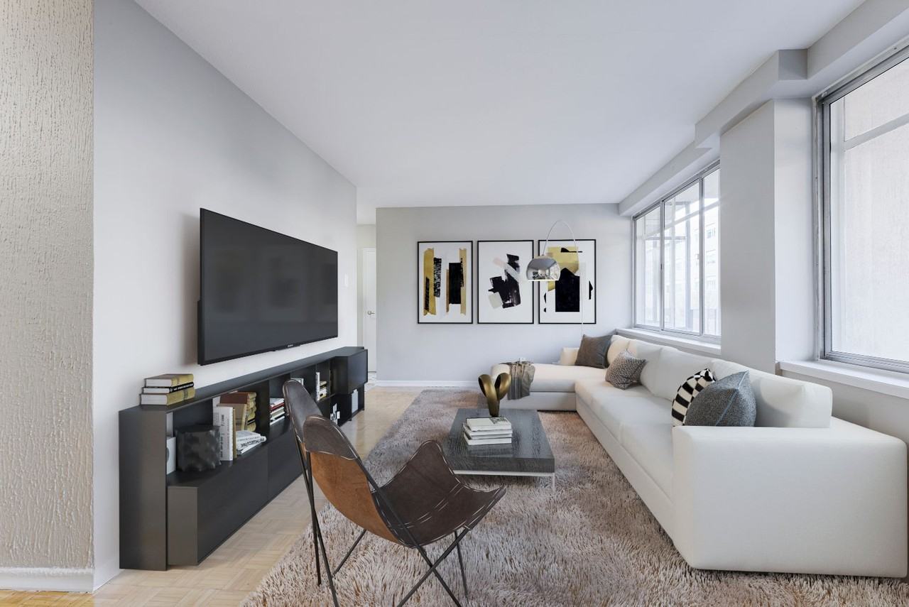 100 Roehampton Avenue - Photo 5 of 15