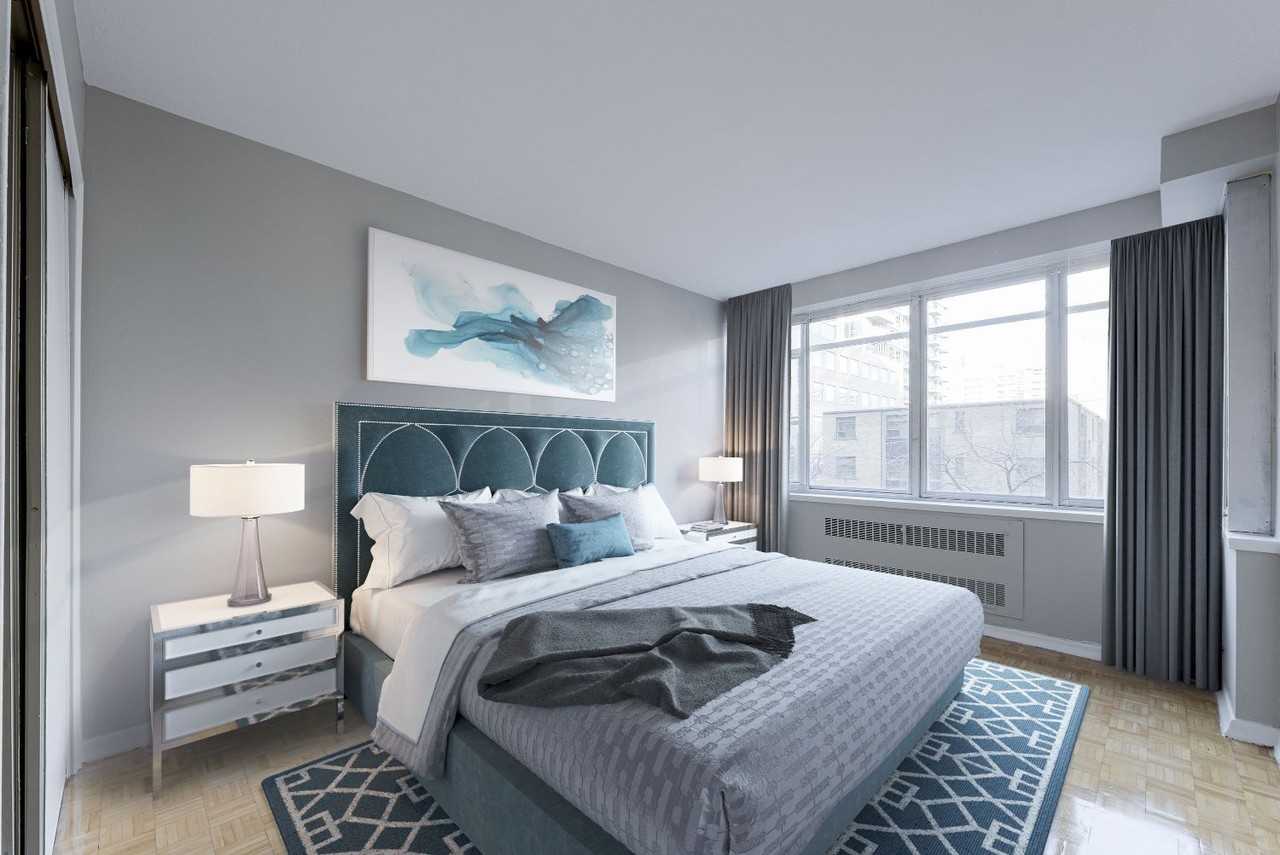 100 Roehampton Avenue - Photo 7 of 15