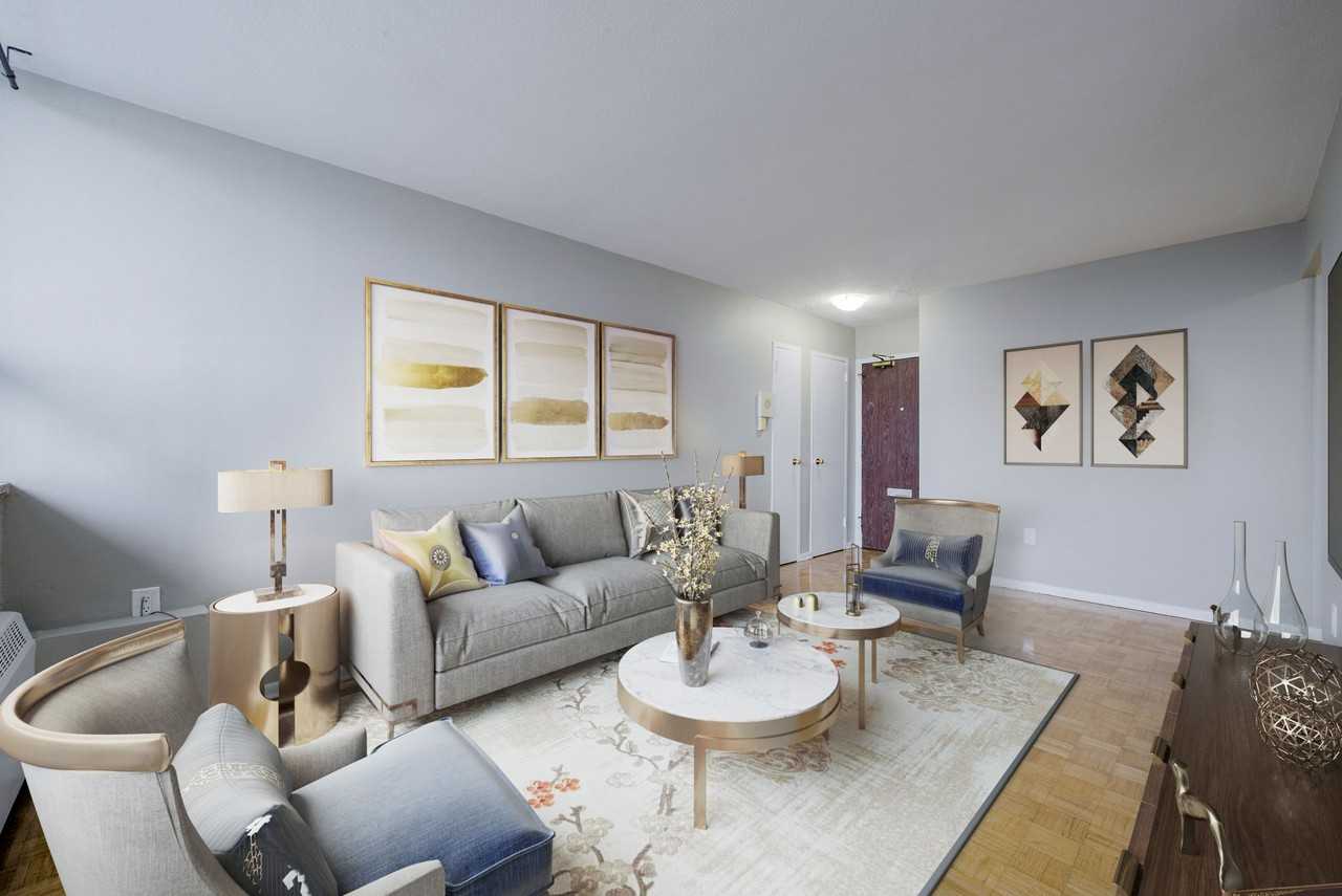 100 Spadina Road - Photo 7 of 10