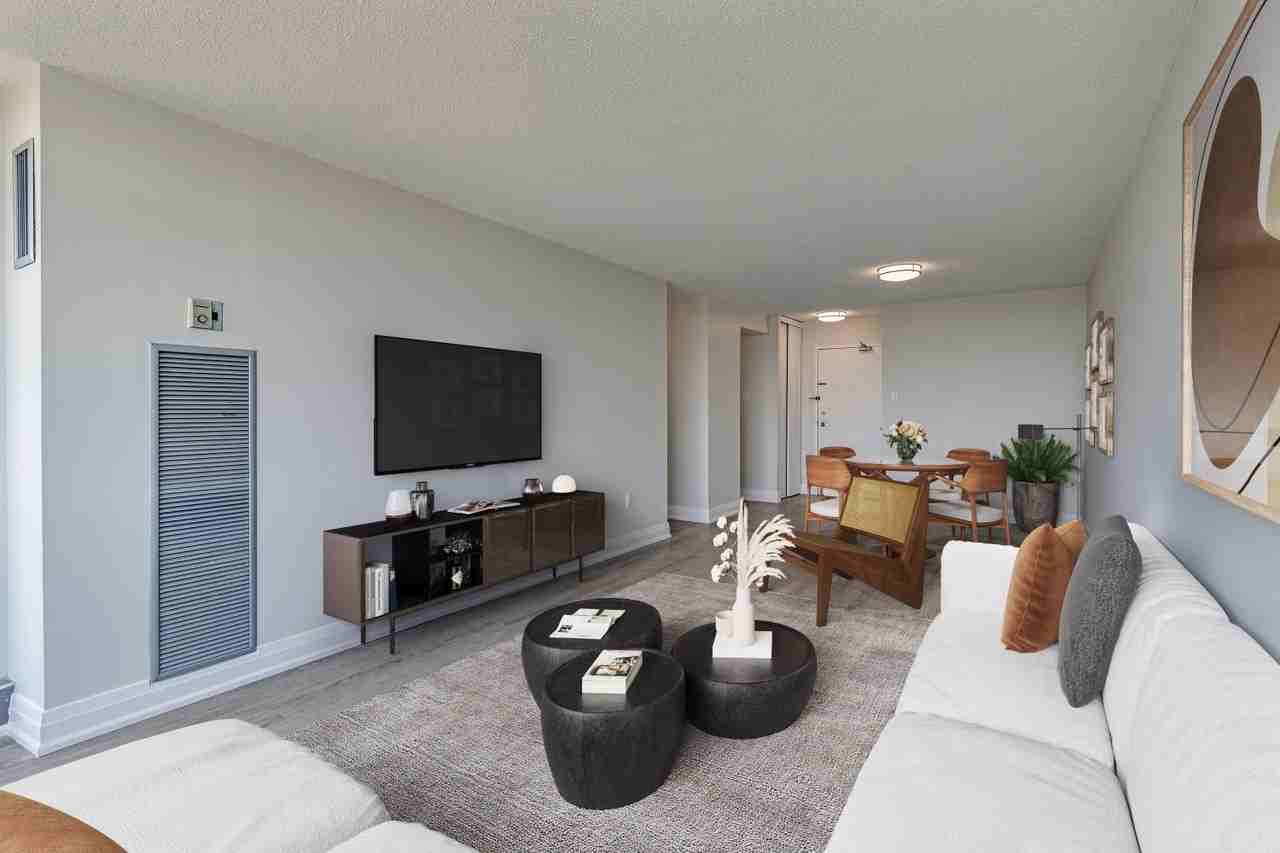 100 Sprucewood Court - Photo 2 of 11