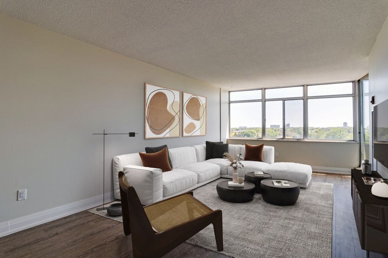 100 Sprucewood Court - Photo 3 of 11