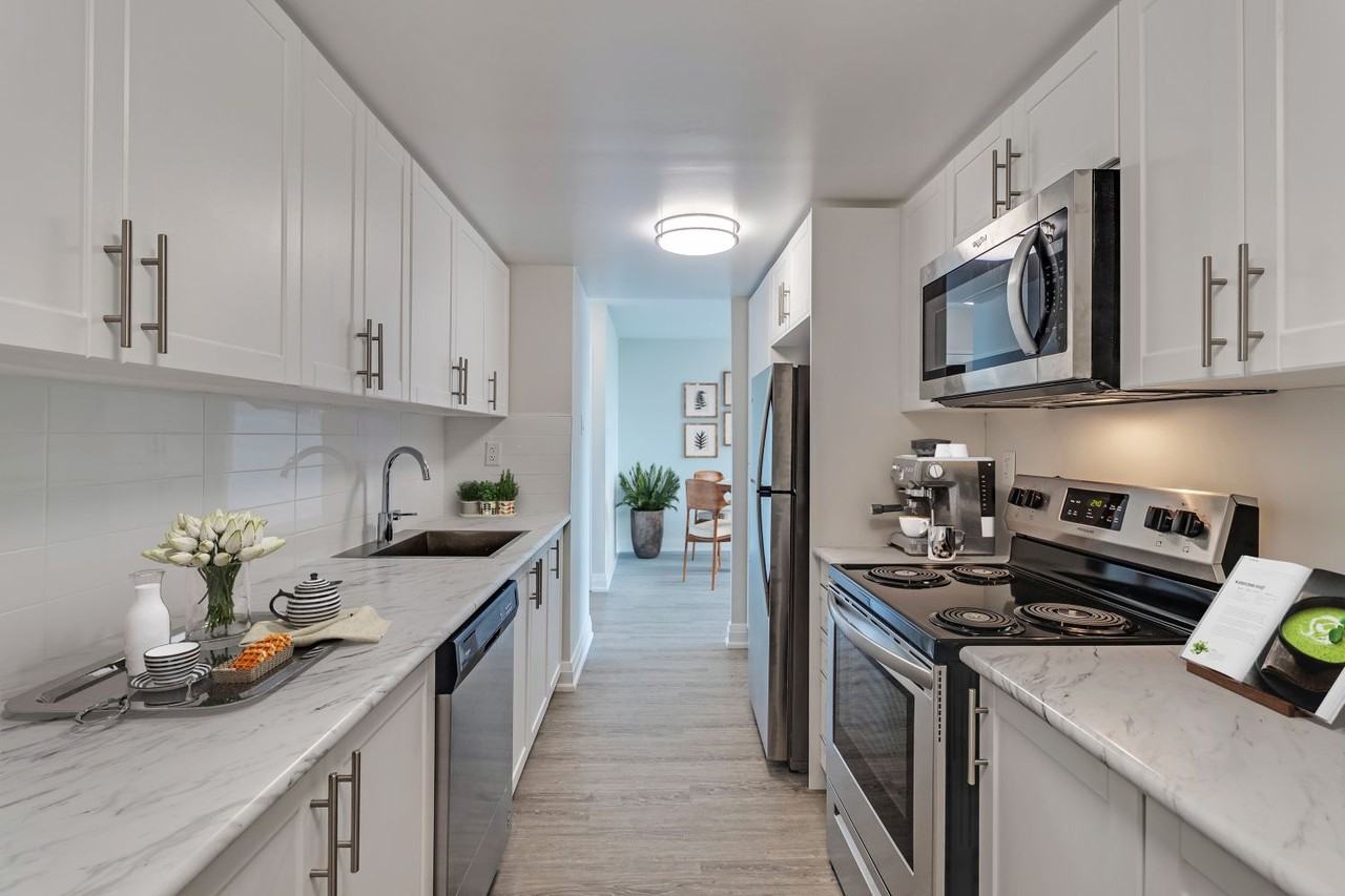 100 Sprucewood Court - Photo 4 of 11