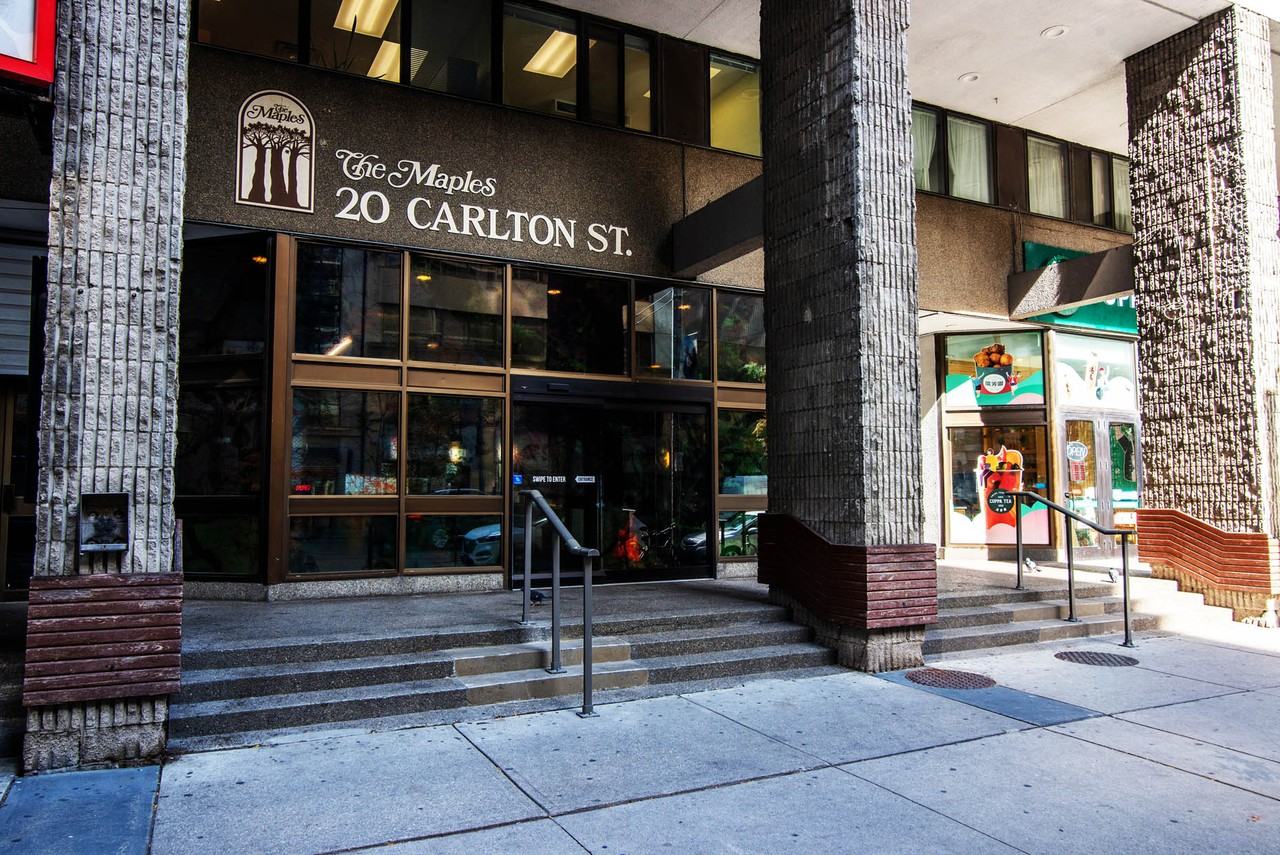 20 Carlton and 25 Wood Street - Photo 3 of 32