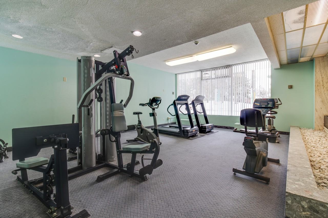 340 Mill Road - Photo 7 of 10