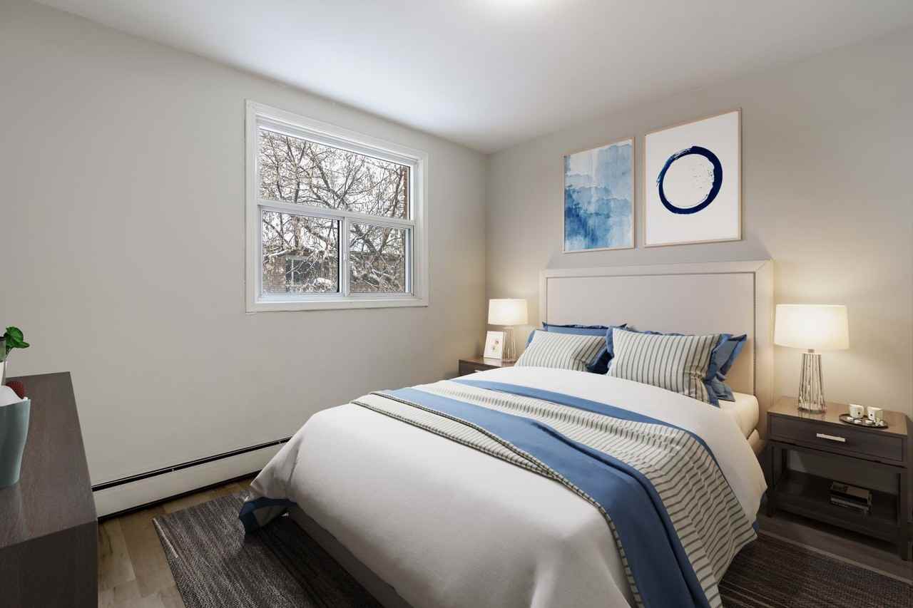 240 Southwood Drive - Photo 6 of 11