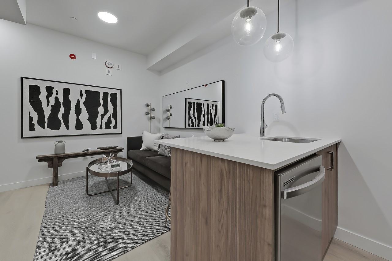 Bridgeland Avas - Photo 2 of 10