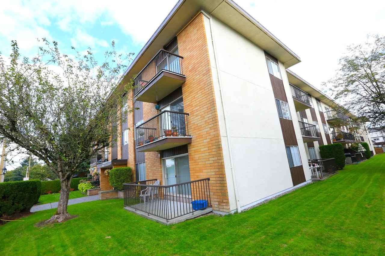 Driftwood Apartments - Photo 3 of 17