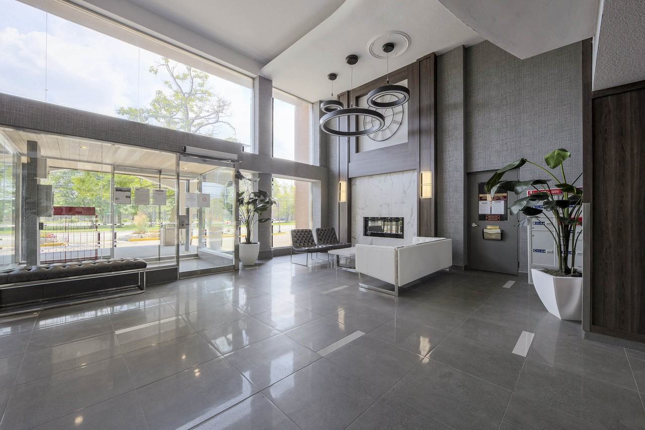 Lakewood Apartments II - Photo 7 of 11