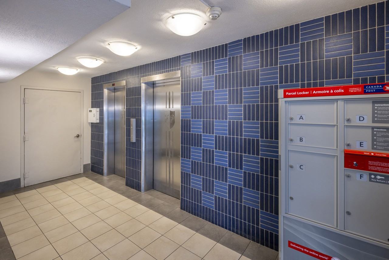 5754 Yonge Apartments - Photo 7 of 22