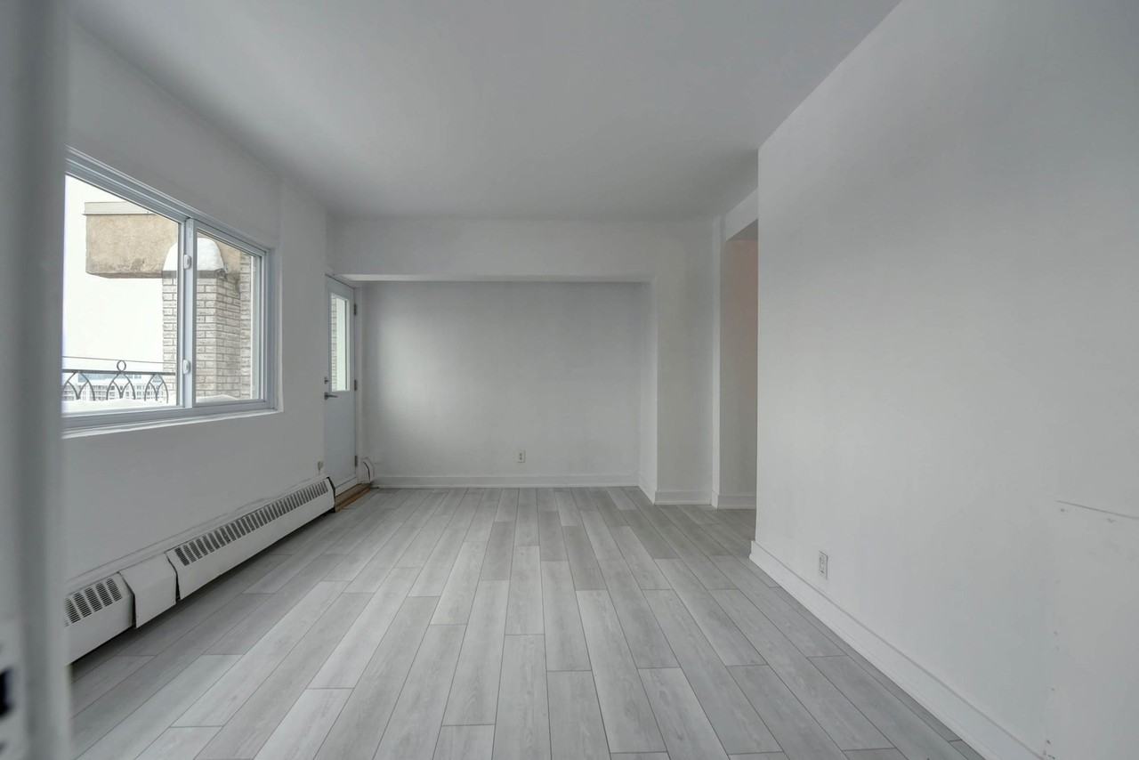 809 Bloomfield Avenue - Photo 2 of 19