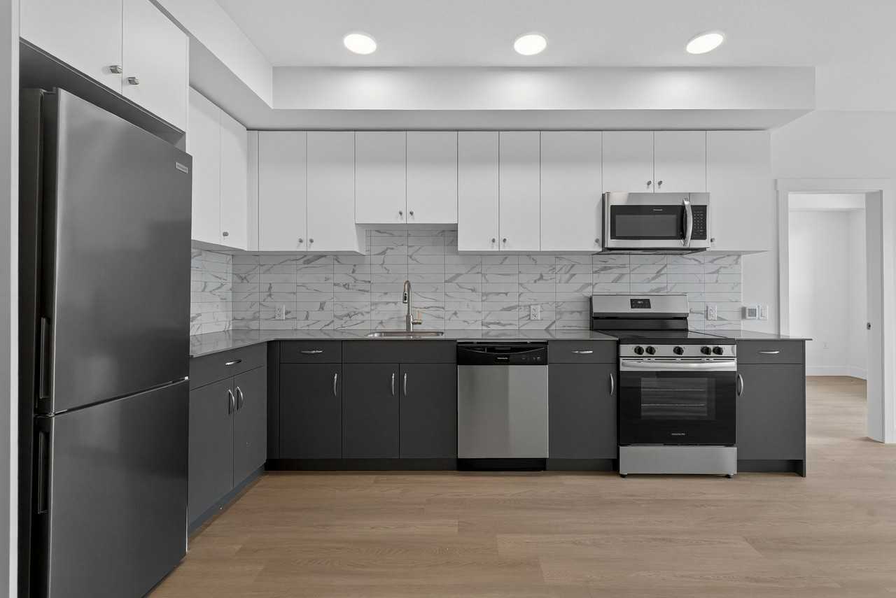 285 Dougall - Photo 5 of 17