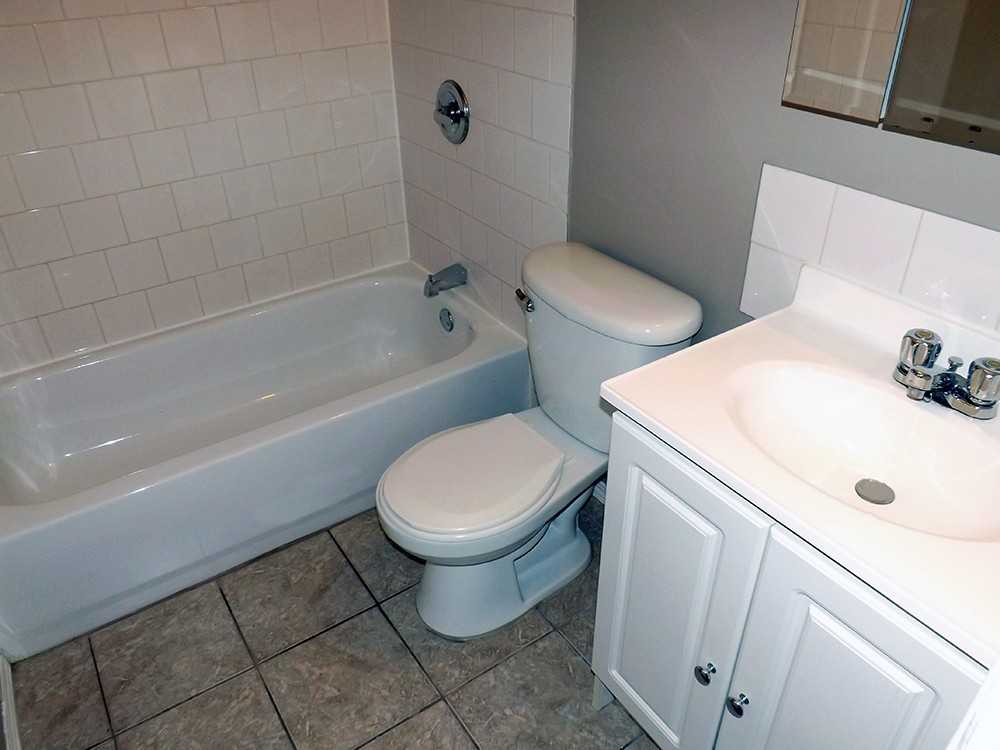 Capricorn Apartments - Photo 7 of 8