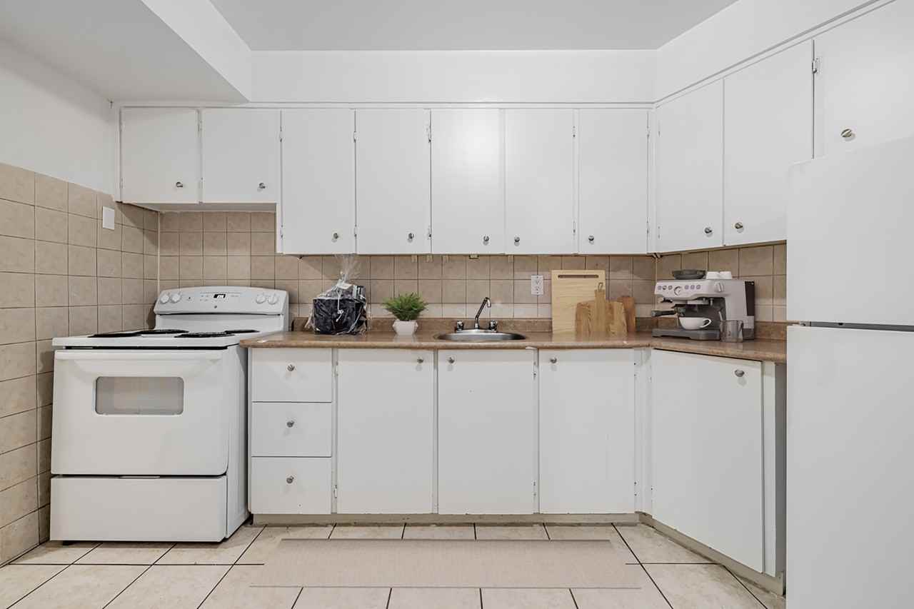 3400 Keele Street - Photo 4 of 13