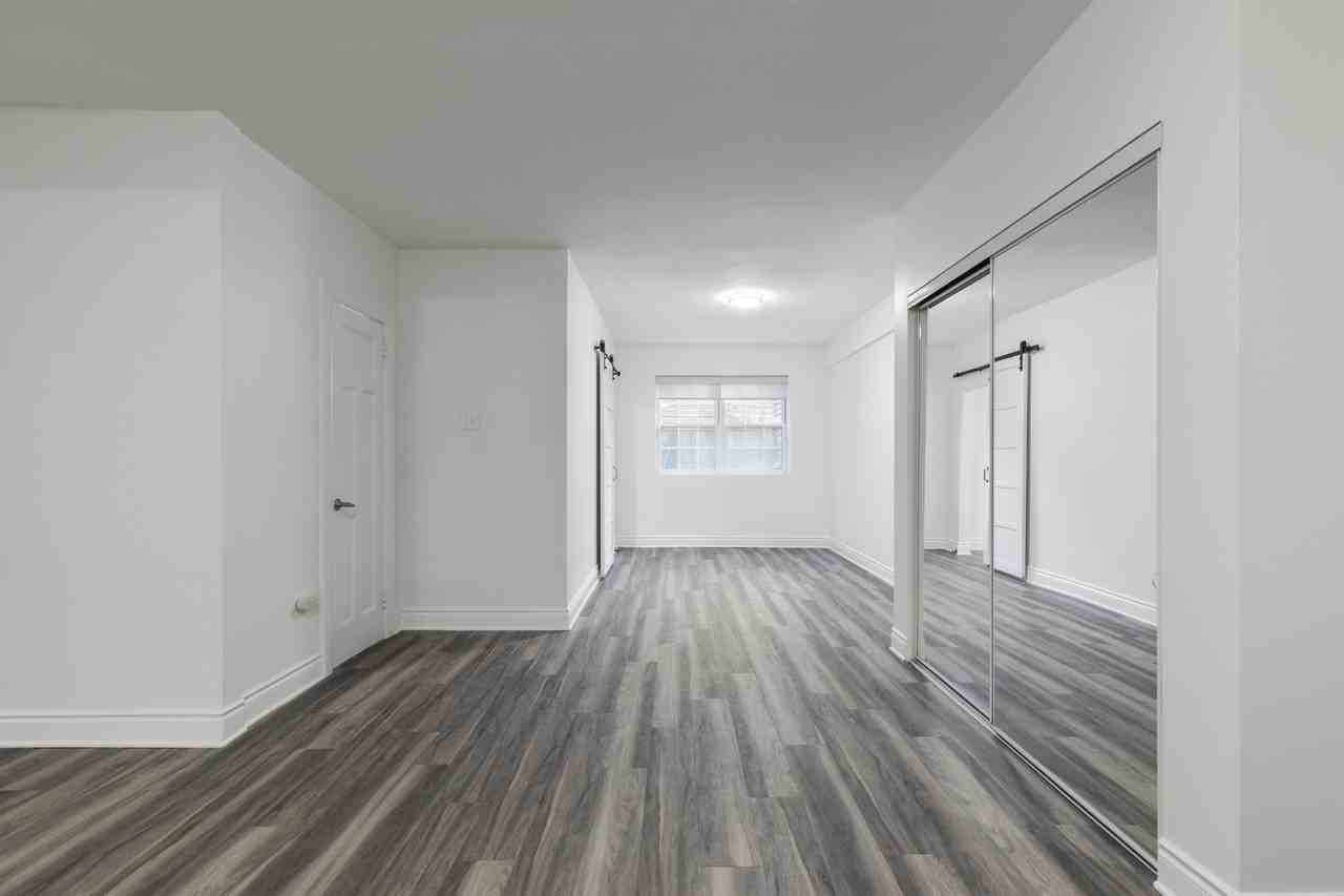 8 St. Thomas - Photo 5 of 14