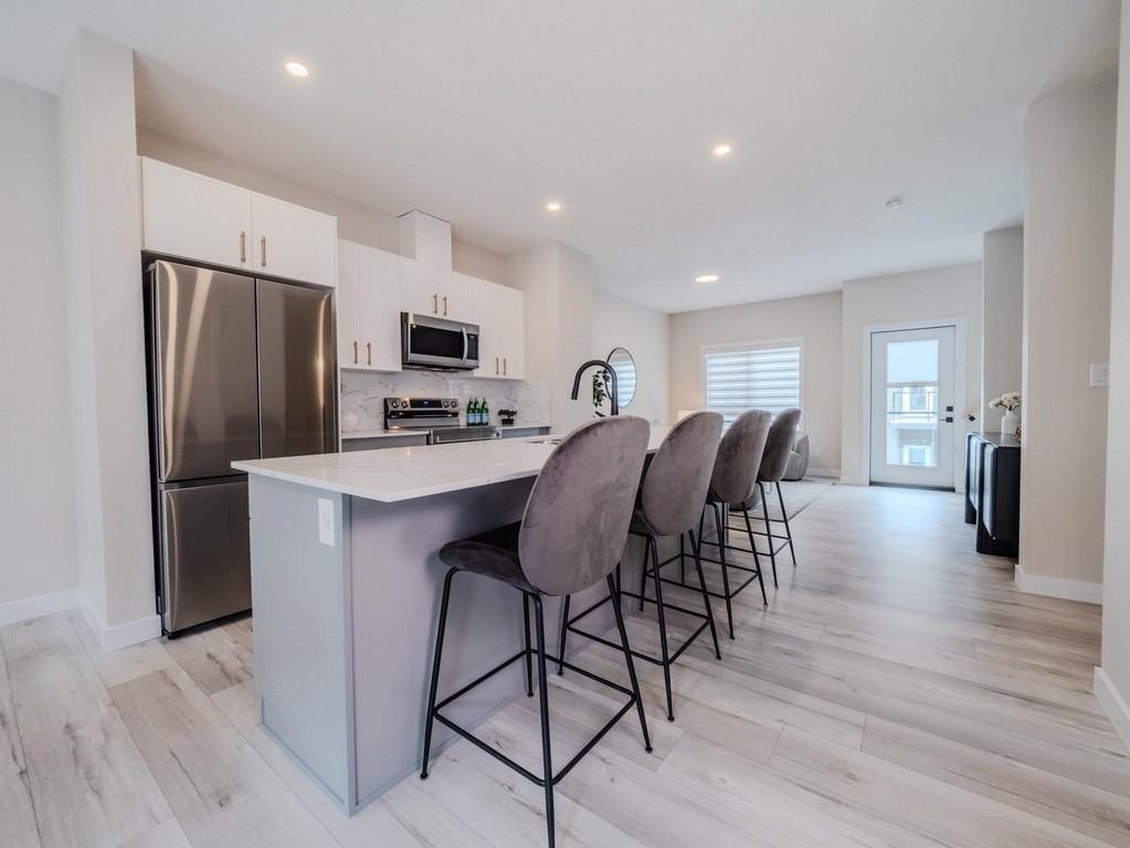 East Pine - Photo 5 of 50