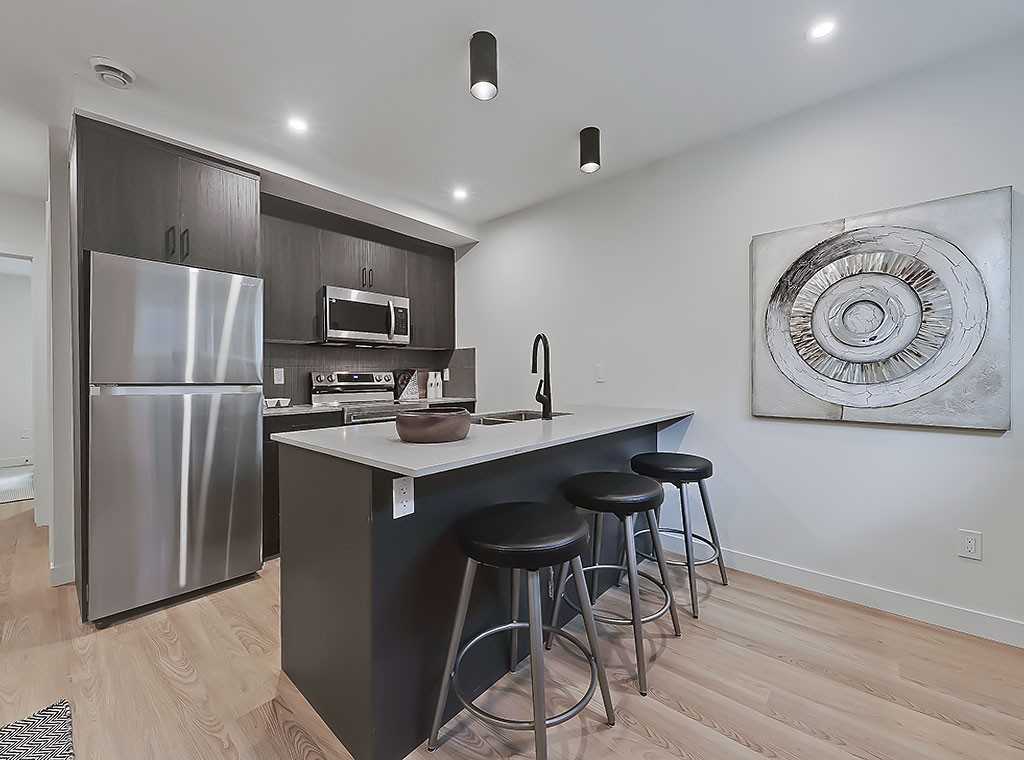 Capital Hill Avas - Photo 2 of 8