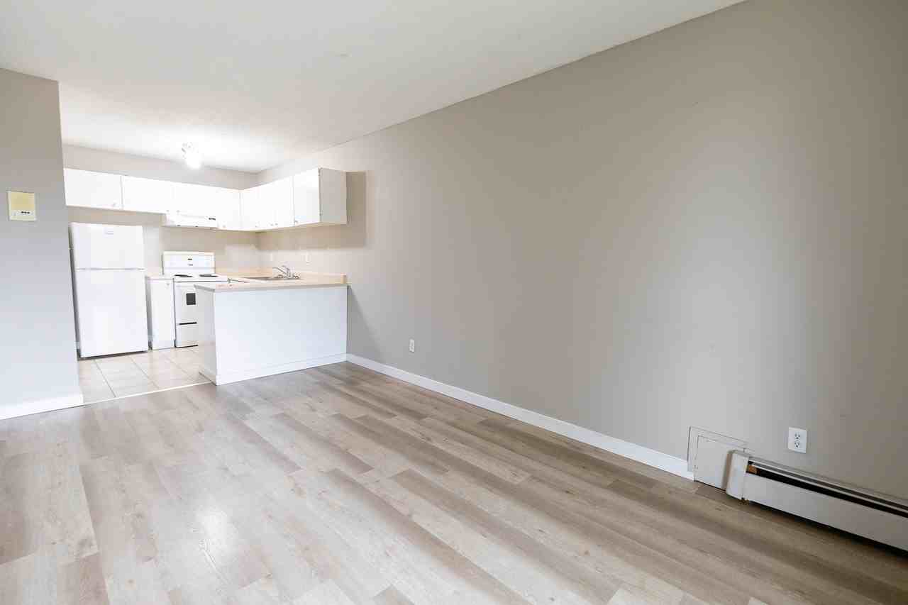 Anna Court Apartments - Photo 5 of 12