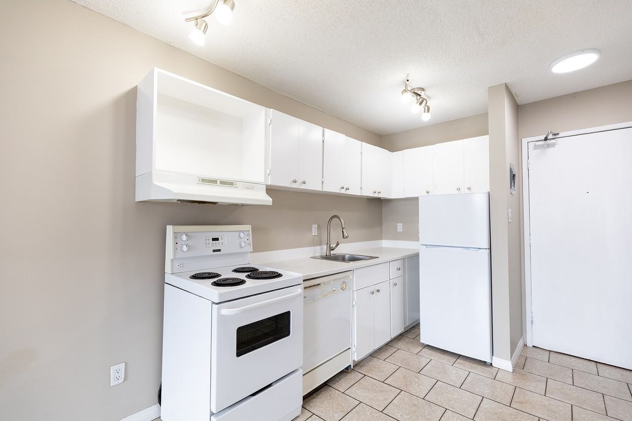 Mainstreet Place - Photo 3 of 22