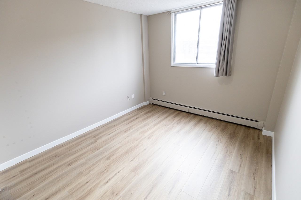 Mainstreet Place - Photo 6 of 22