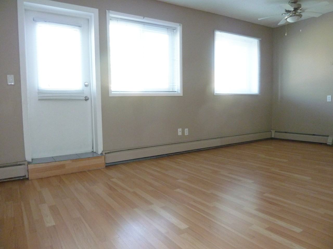 Bannerman Apartments - Photo 5 of 14