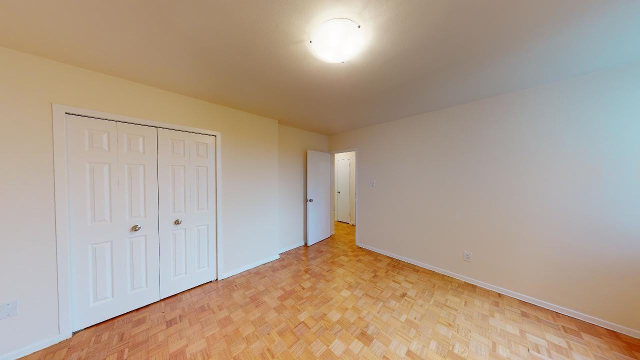 7471 Yonge Street Thornhill - Photo 7 of 50