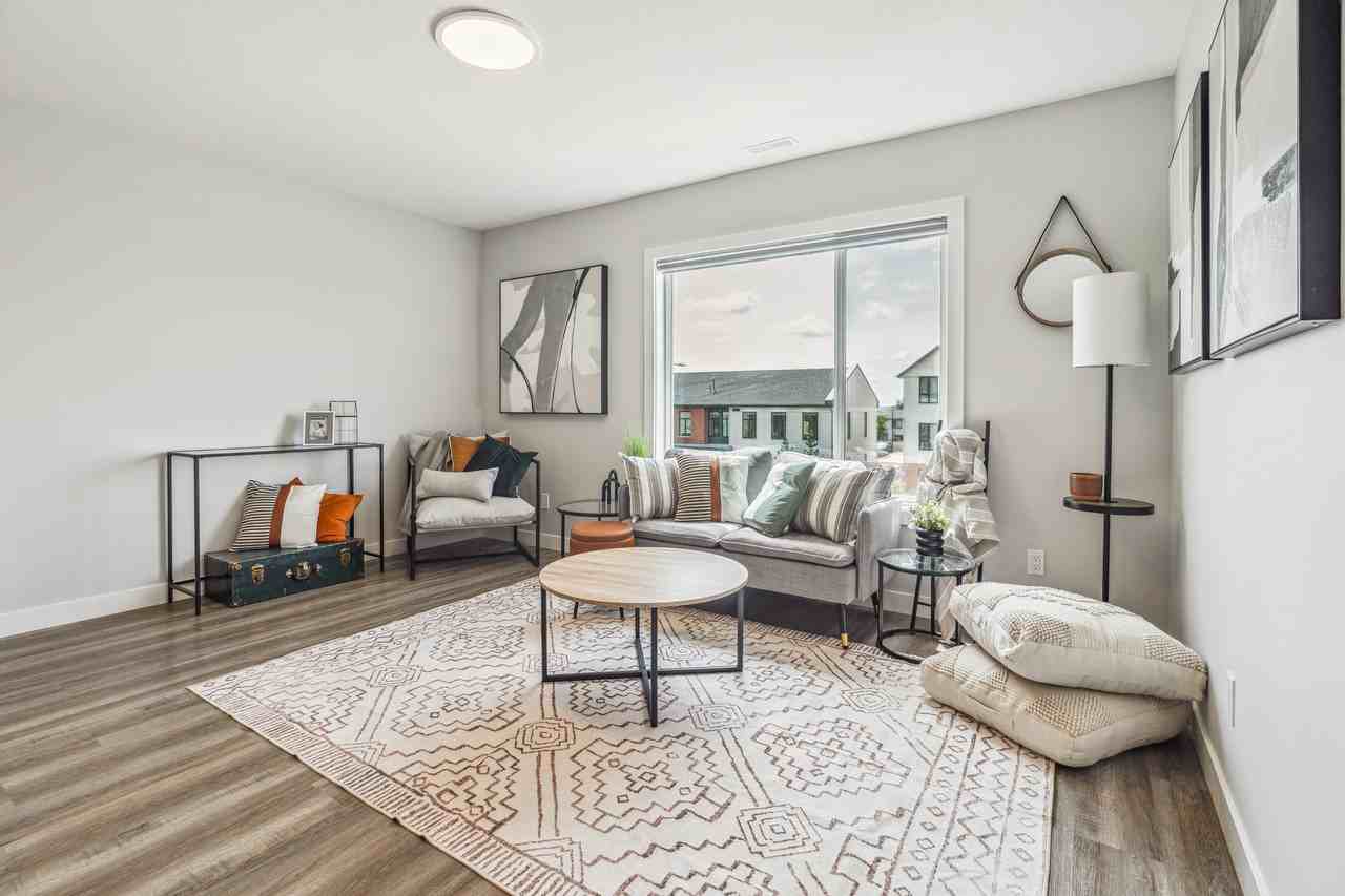 Station View Townhomes - Photo 6 of 50