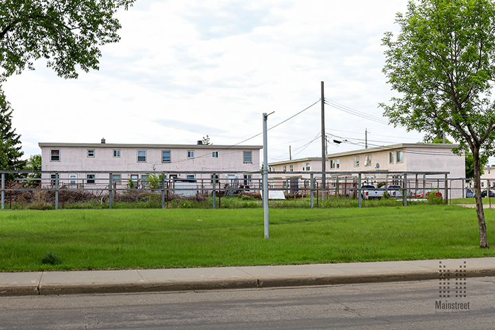 Athlone Park Townhomes - Photo 5 of 13
