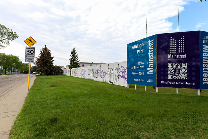 Athlone Park Townhomes - Photo 6 of 13