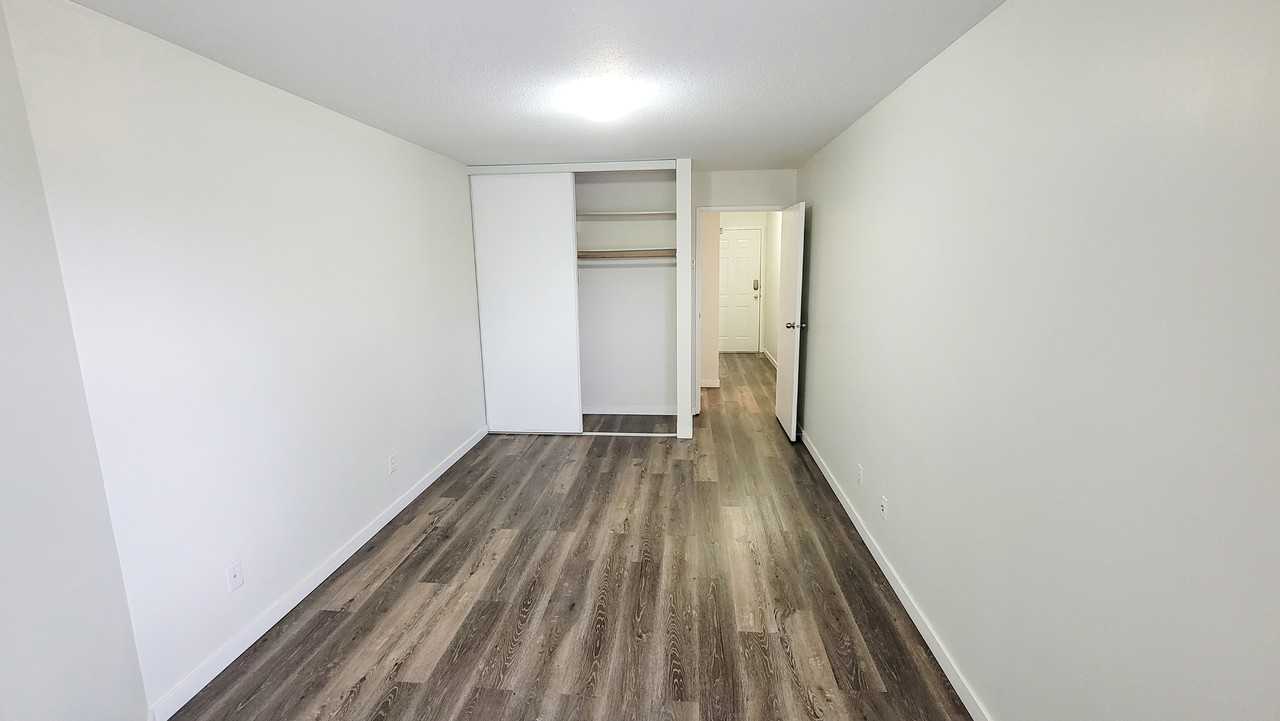 Hanna Estates - Photo 3 of 9