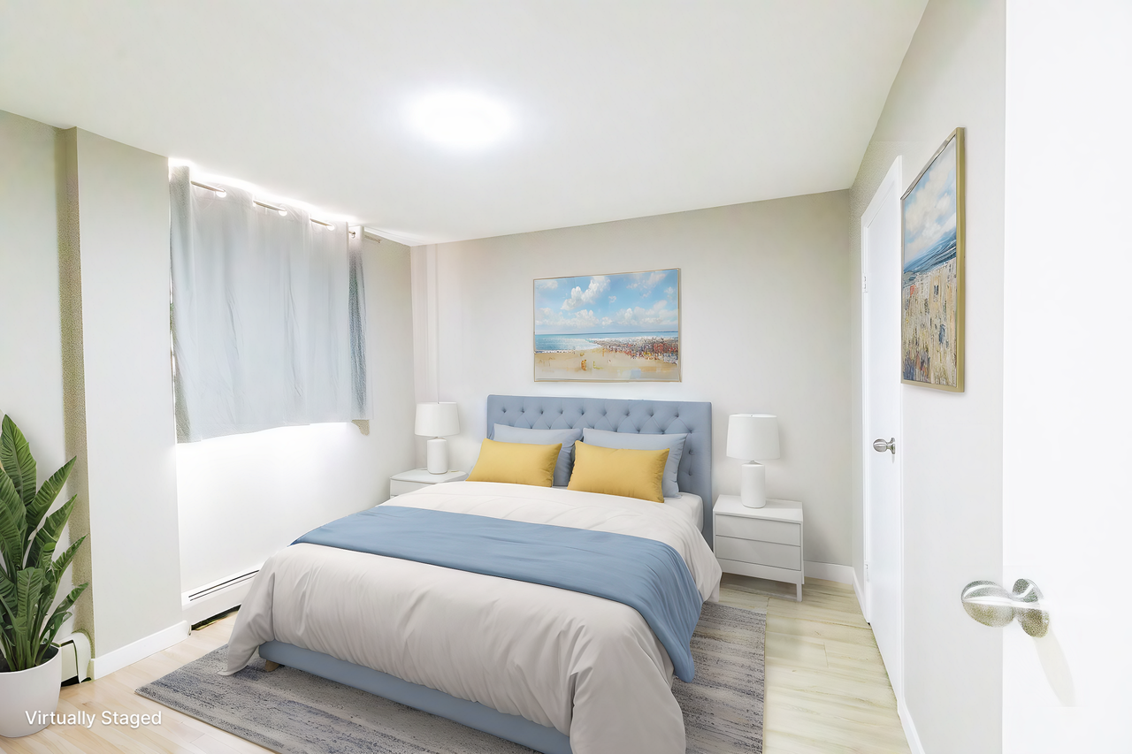 Crescent Heights Apartments - Photo 3 of 24