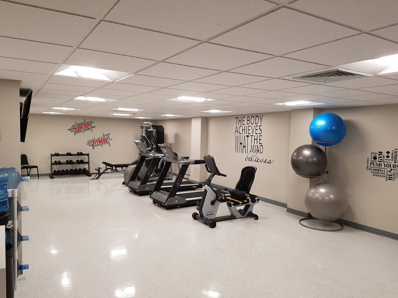 Courts of St. James - Photo 6 of 20