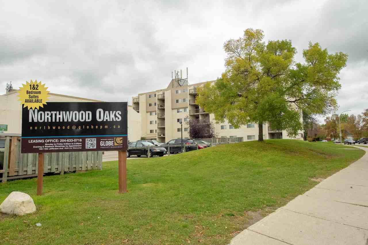 Northwood Oaks - Photo 5 of 13