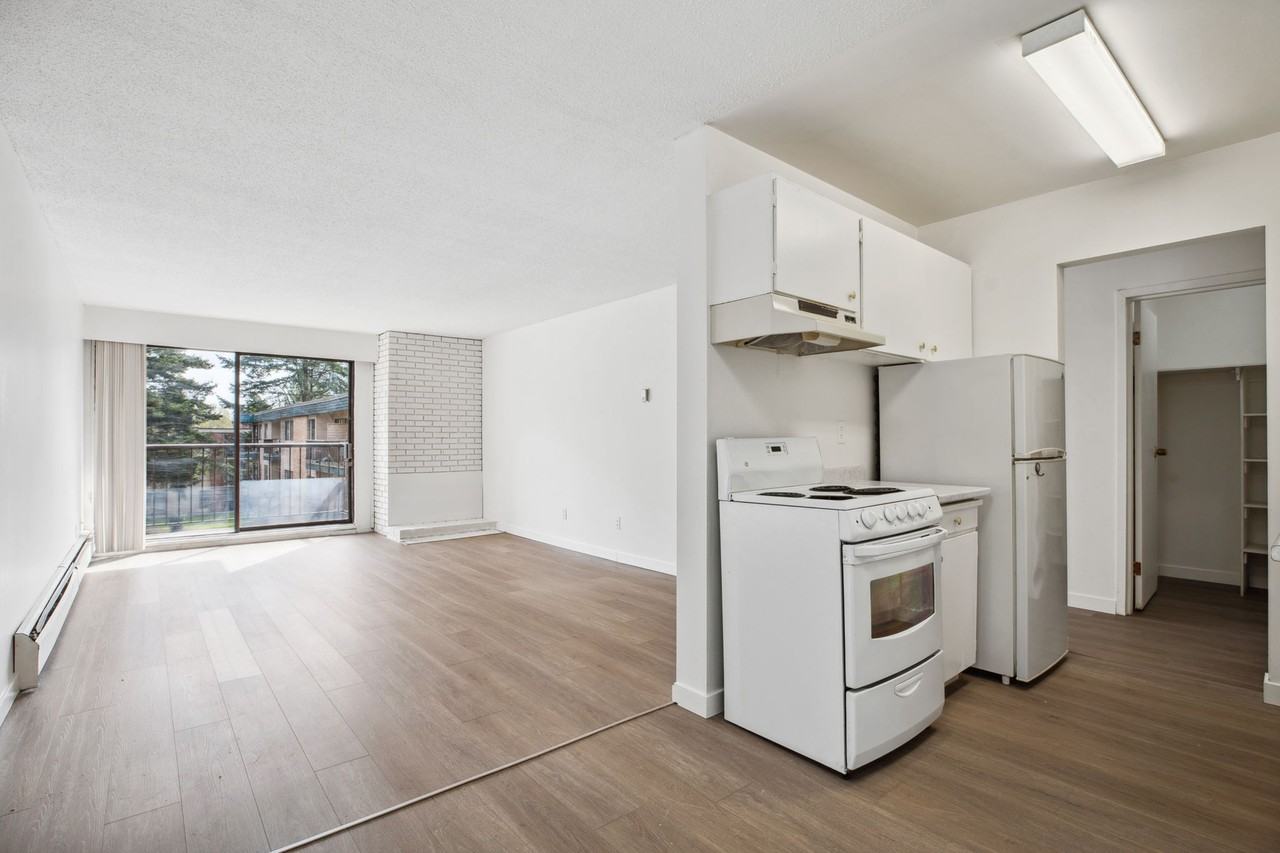 Regency Court - Photo 2 of 10