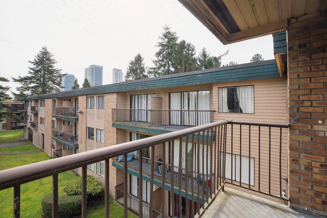 Regency Court - Photo 6 of 10