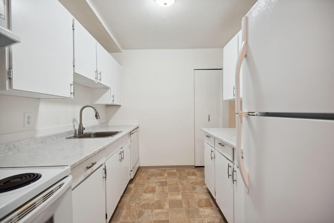 Fraser West Apartments - Photo 6 of 16