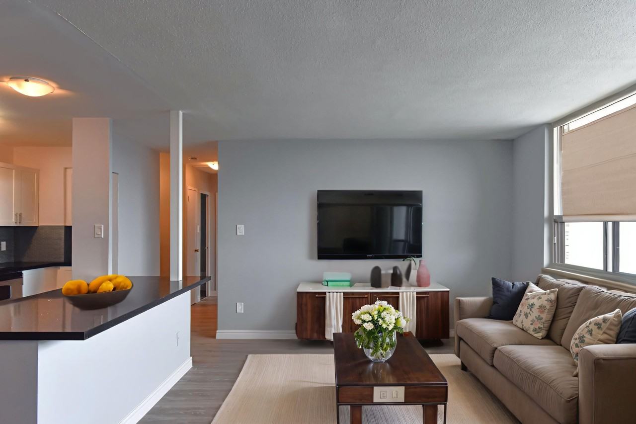 2185 Lawrence Avenue East - Photo 4 of 46