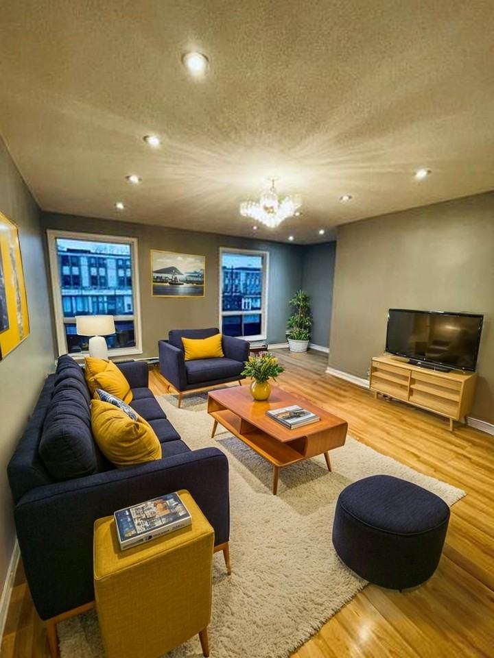 1729 Eglinton Avenue West - Photo 3 of 10