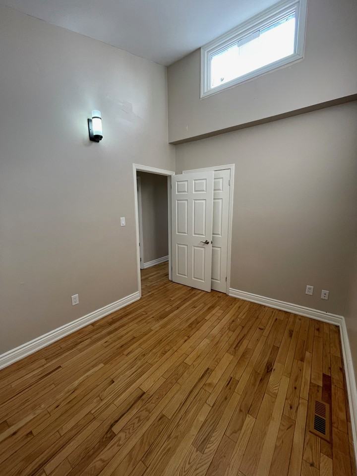 1729 Eglinton Avenue West - Photo 6 of 10