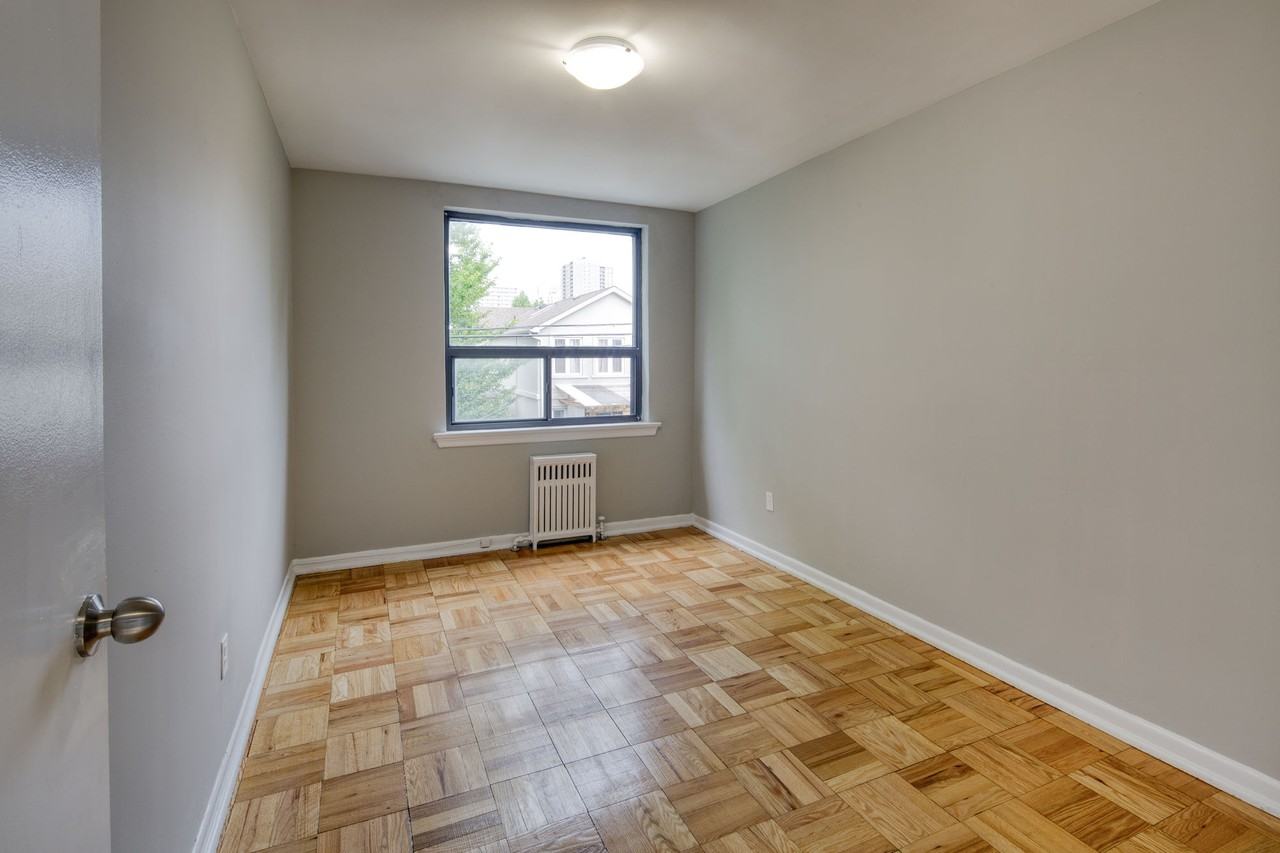 1500 Eglinton Ave W - Photo 5 of 11